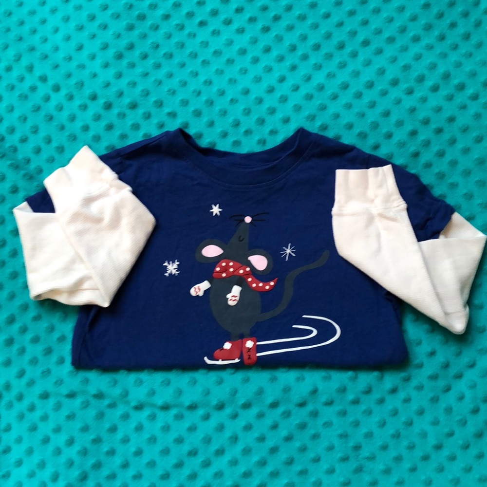 $9 SALE!!!! Hanna Andersson Holiday T-Shirt
